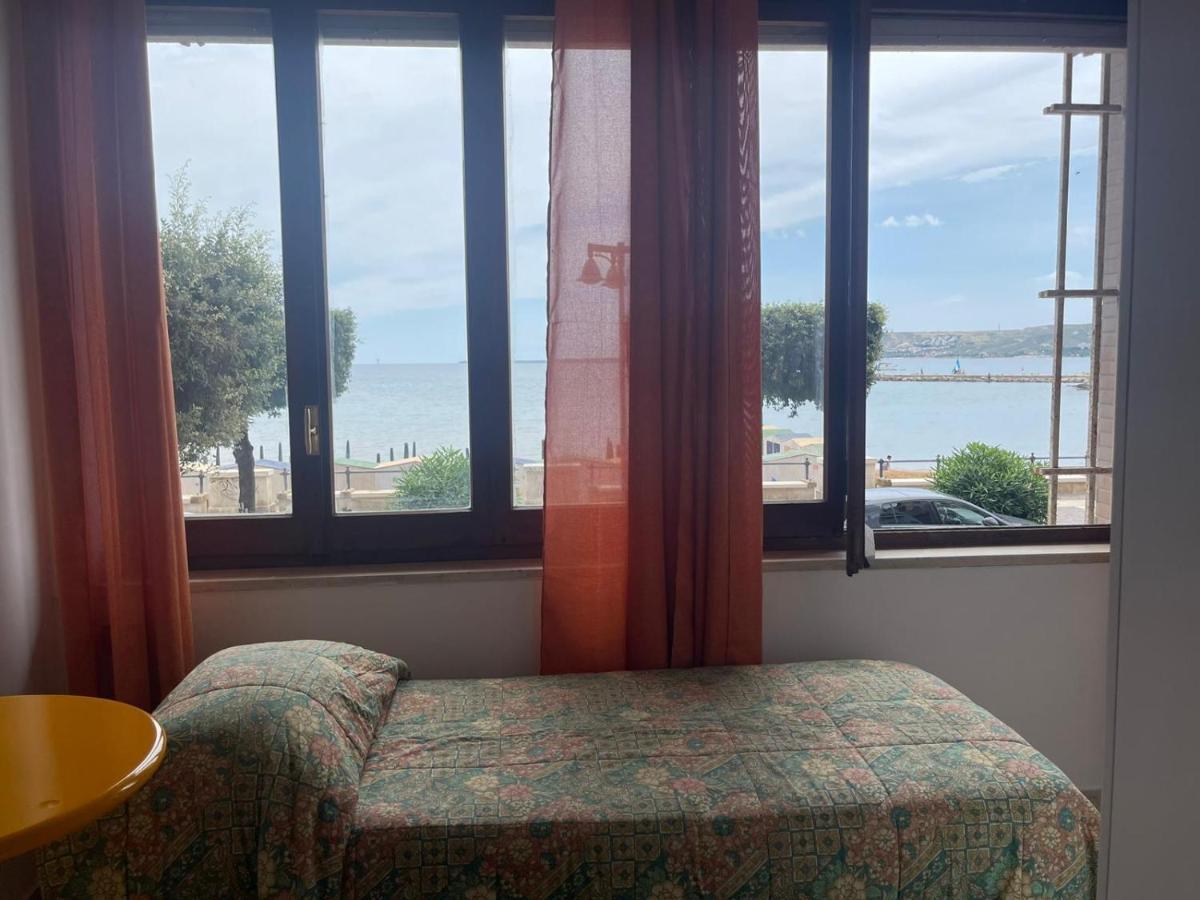 La Finestra Sul Mare B&B Κρότωνας Εξωτερικό φωτογραφία