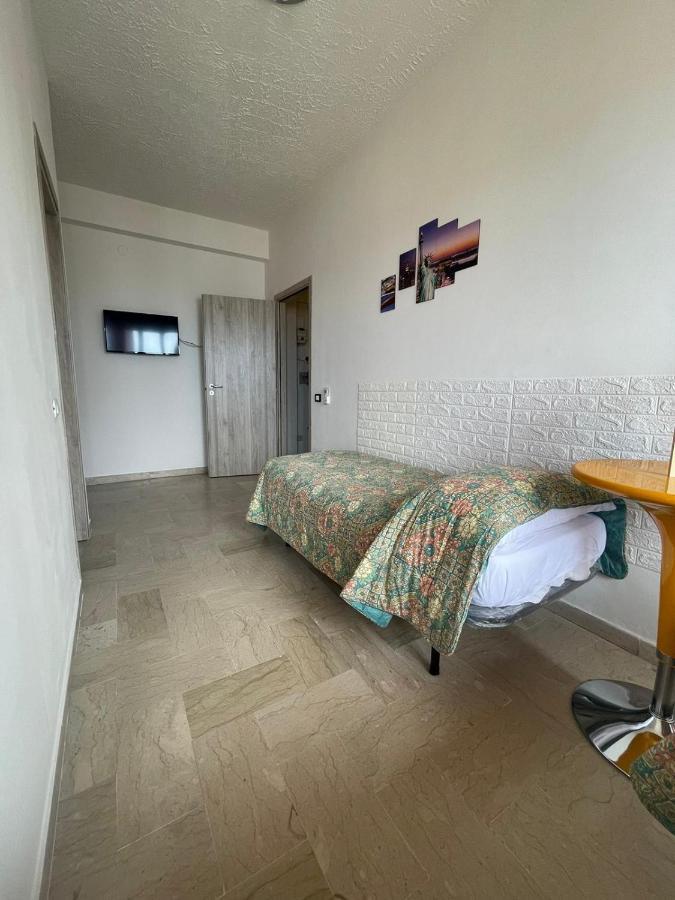 La Finestra Sul Mare B&B Κρότωνας Εξωτερικό φωτογραφία