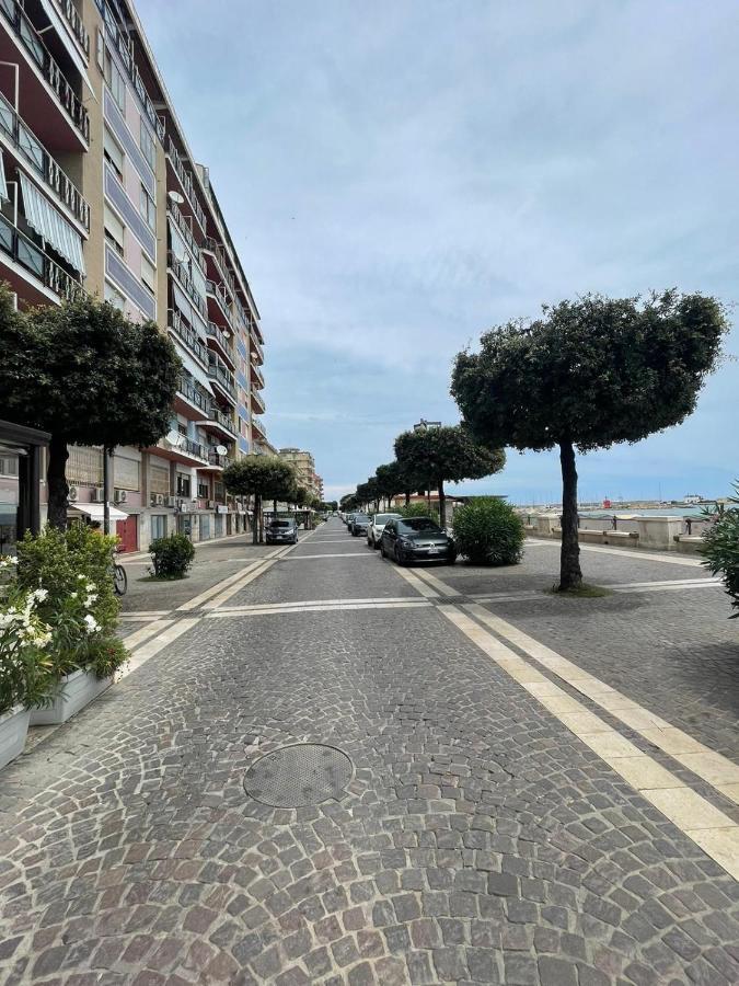 La Finestra Sul Mare B&B Κρότωνας Εξωτερικό φωτογραφία