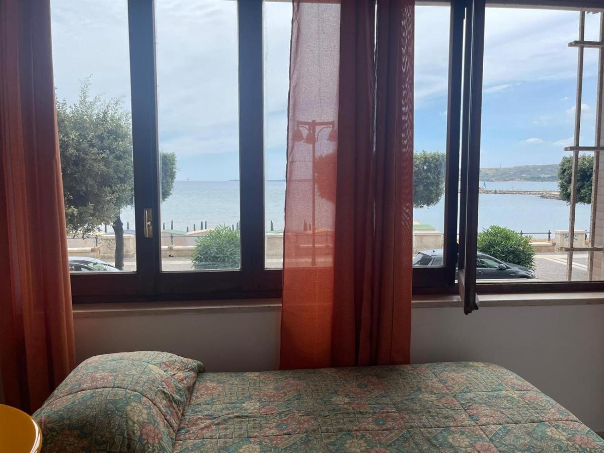 La Finestra Sul Mare B&B Κρότωνας Εξωτερικό φωτογραφία